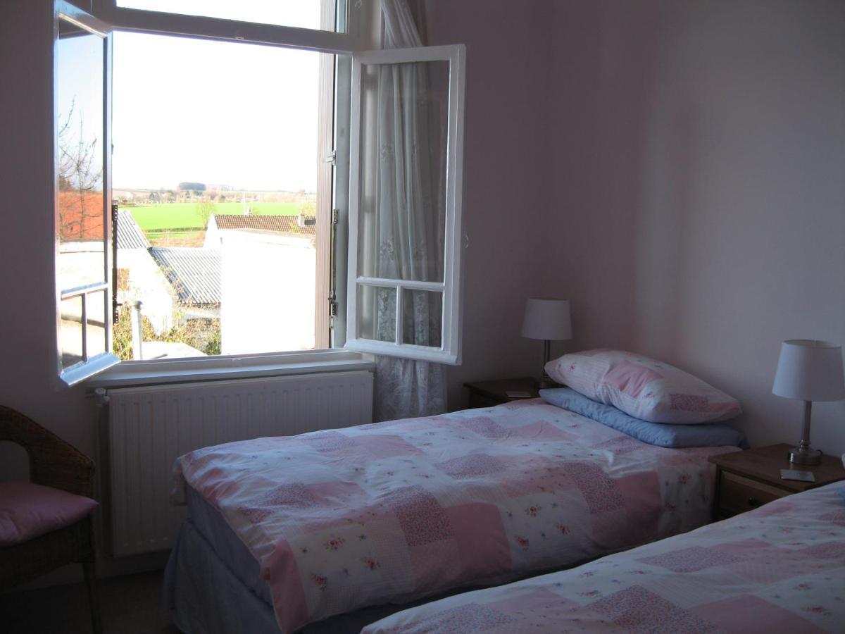 Spacious Quentoinise Town House Saint-Quentin  Extérieur photo