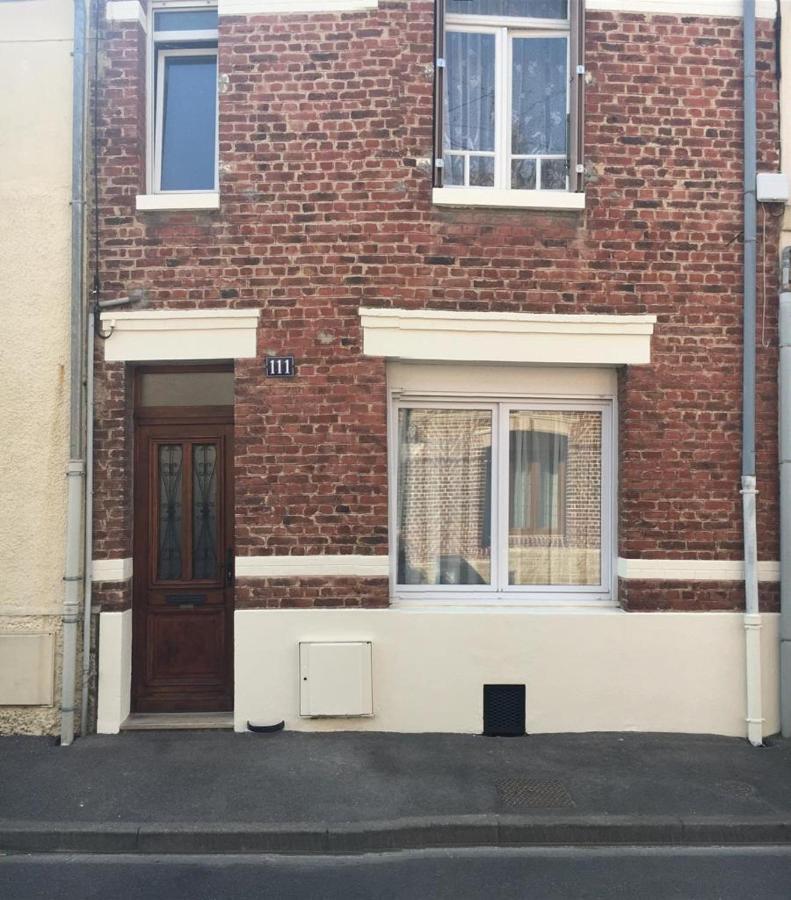 Spacious Quentoinise Town House Saint-Quentin  Extérieur photo